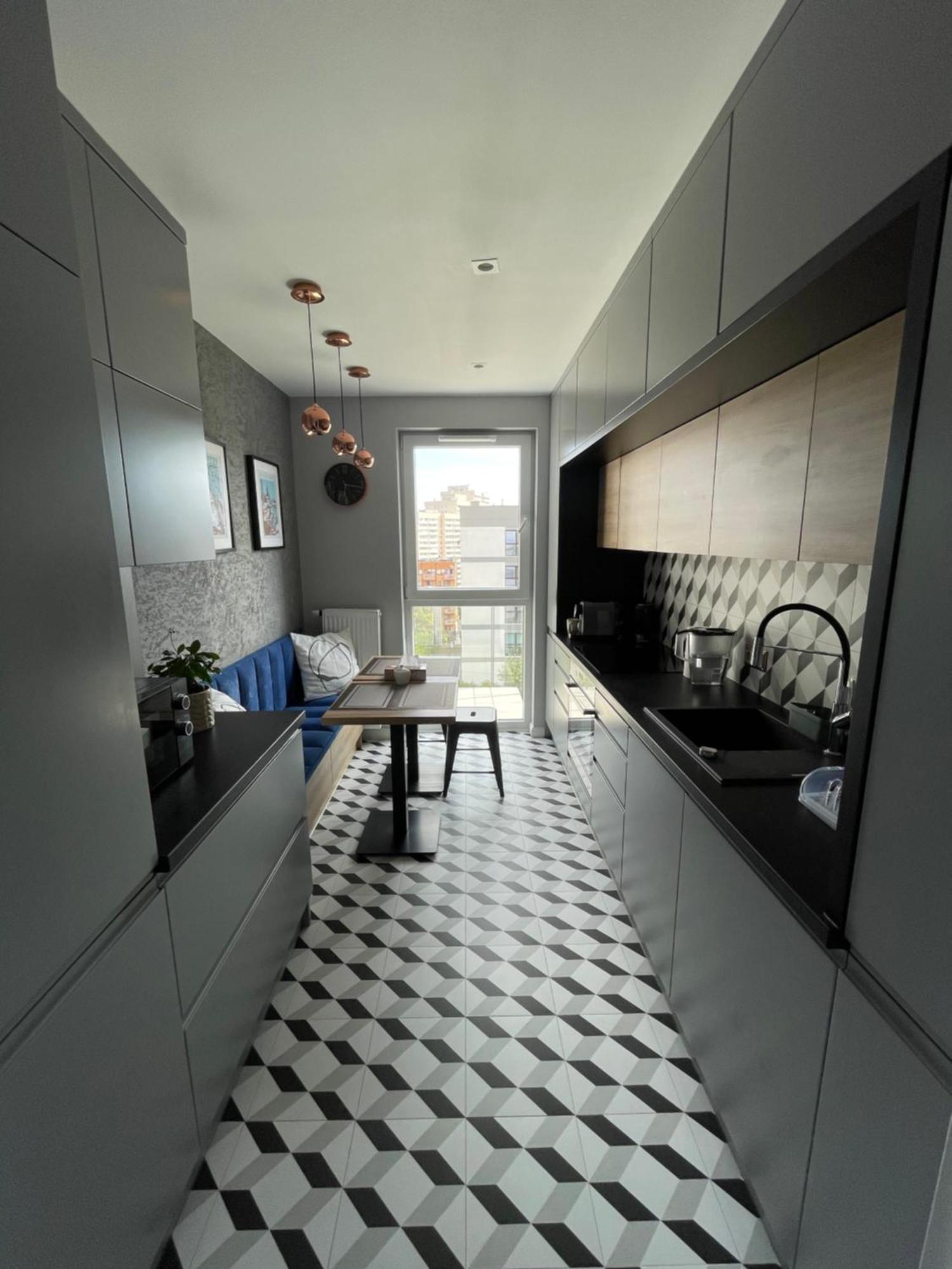 Noche Apartament Rondo Wiatraczna Варшава Екстериор снимка